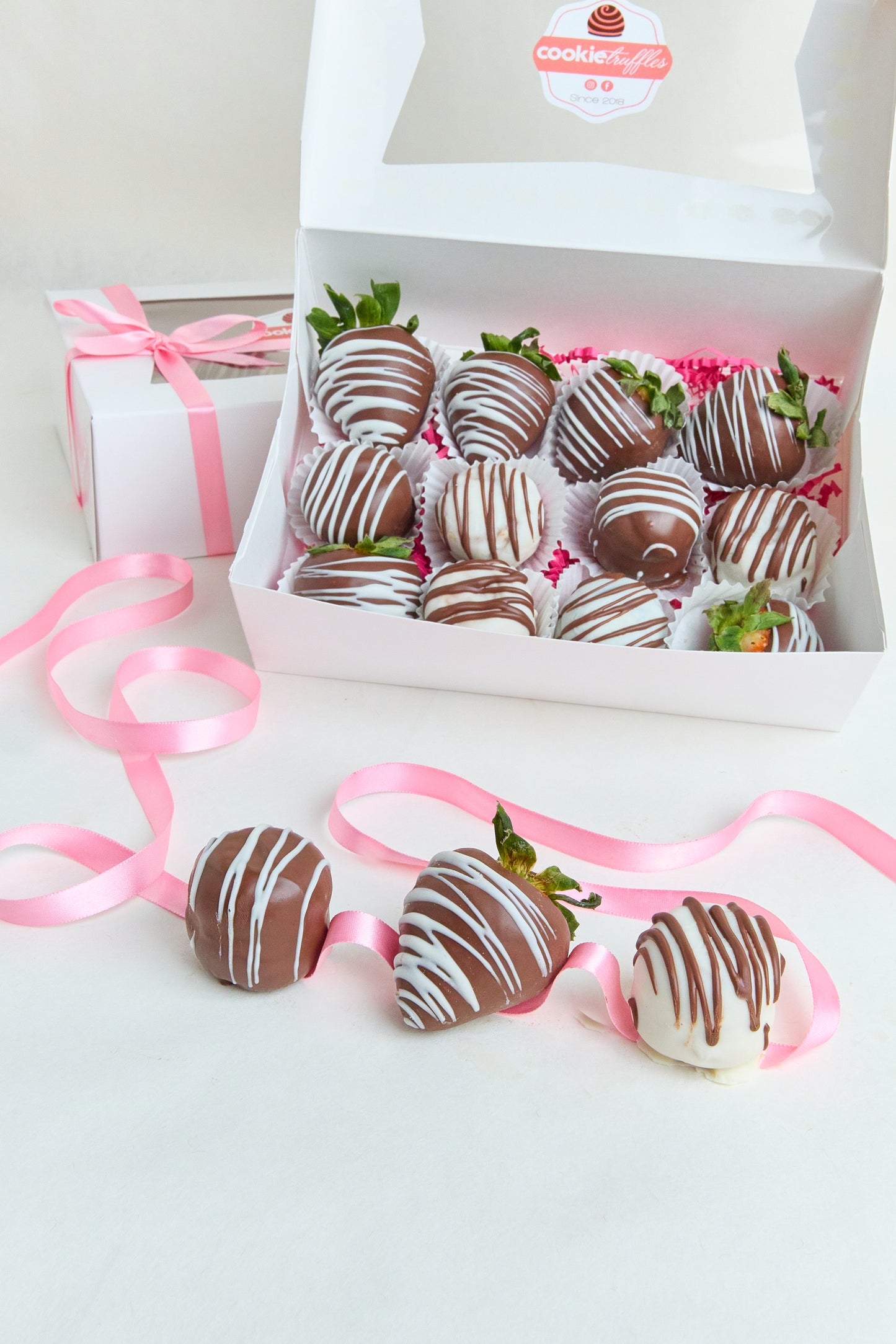 6 Cookie Truffles y 6 Fresas / Docena